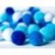 POMPONES DE COLORES MARCA LIDERPAPEL 1,5 CM TONALIDADES AZULES BOLSA CON 80 UNIDADES