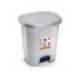 PAPELERA CONTENEDOR PLASTICFORTE DE PLASTICO CON TAPADERA Y PEDAL 18 LITROS COLOR PLATA 330X280X405 MM